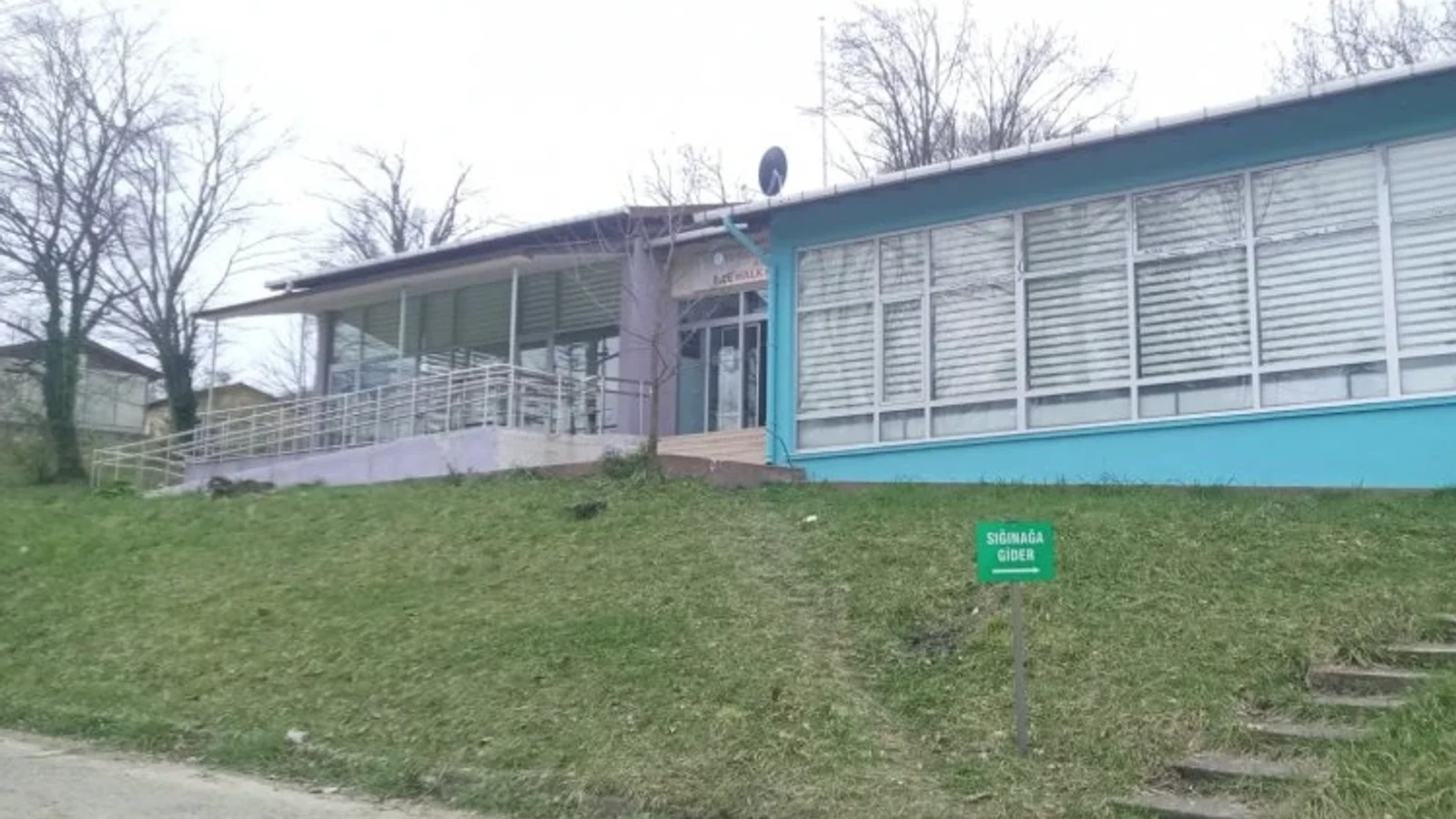 Ayvacık İlçe Halk Kütüphanesi