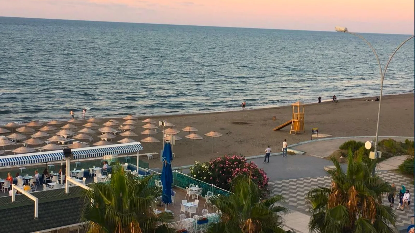 Palmiye Plajı