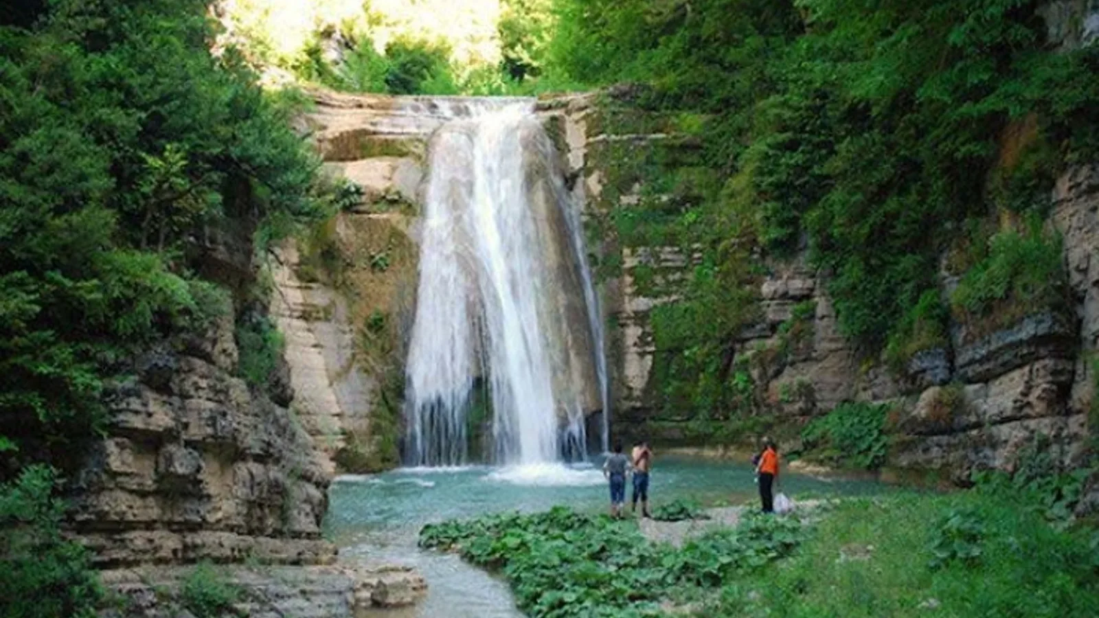 Akalan Aparı Şelaleleri