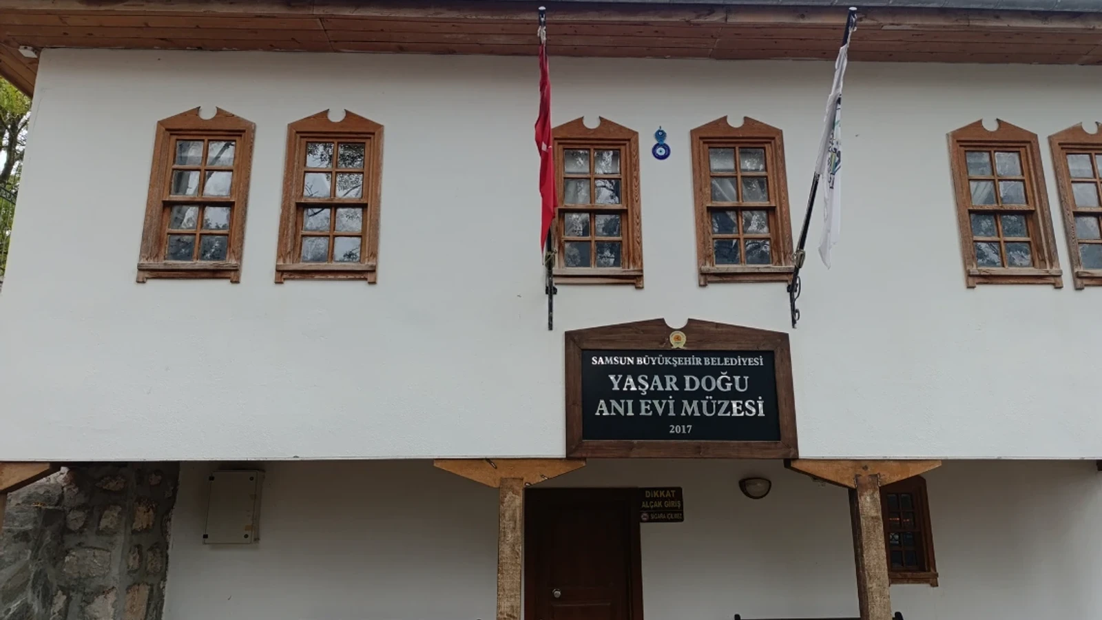 Yaşar Doğu Anı Evi