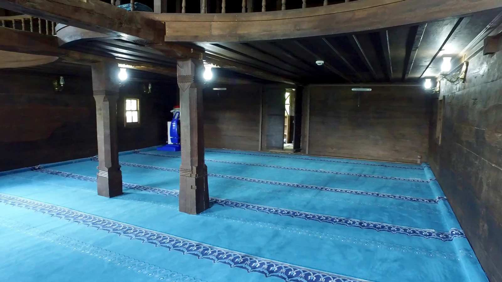 Gökgöl Camii