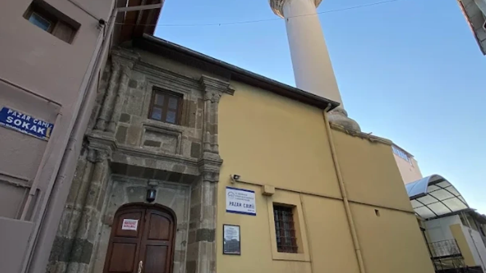 Pazar Camii