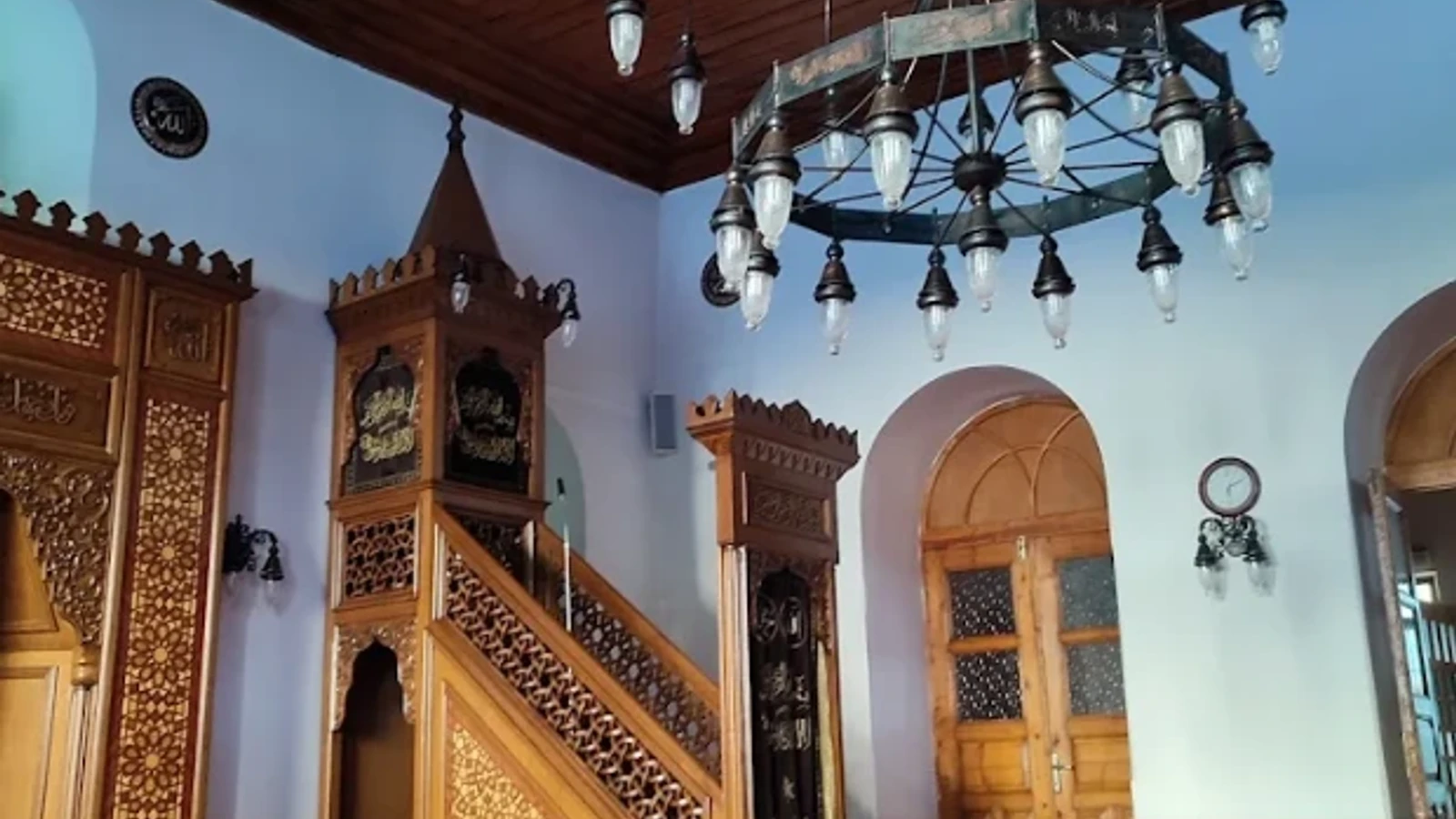 Pazar Camii