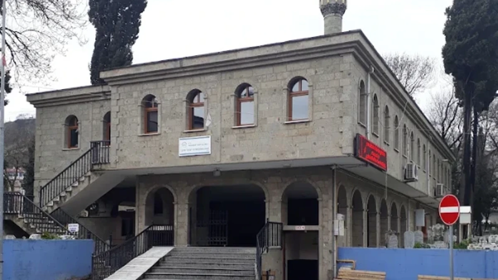 Şeyh Yusuf Zeynüddin Türbesi