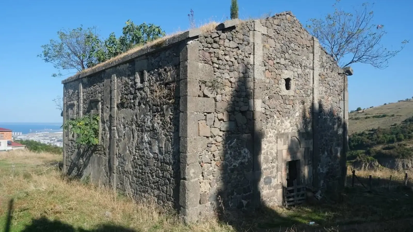 Asarağaç Kilisesi