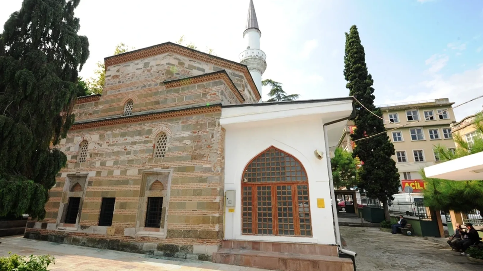 Yalı Camii