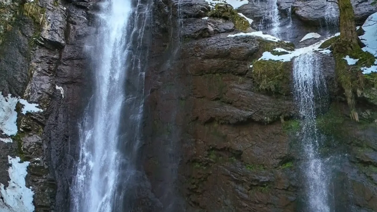 Yeşilpınar Şelalesi