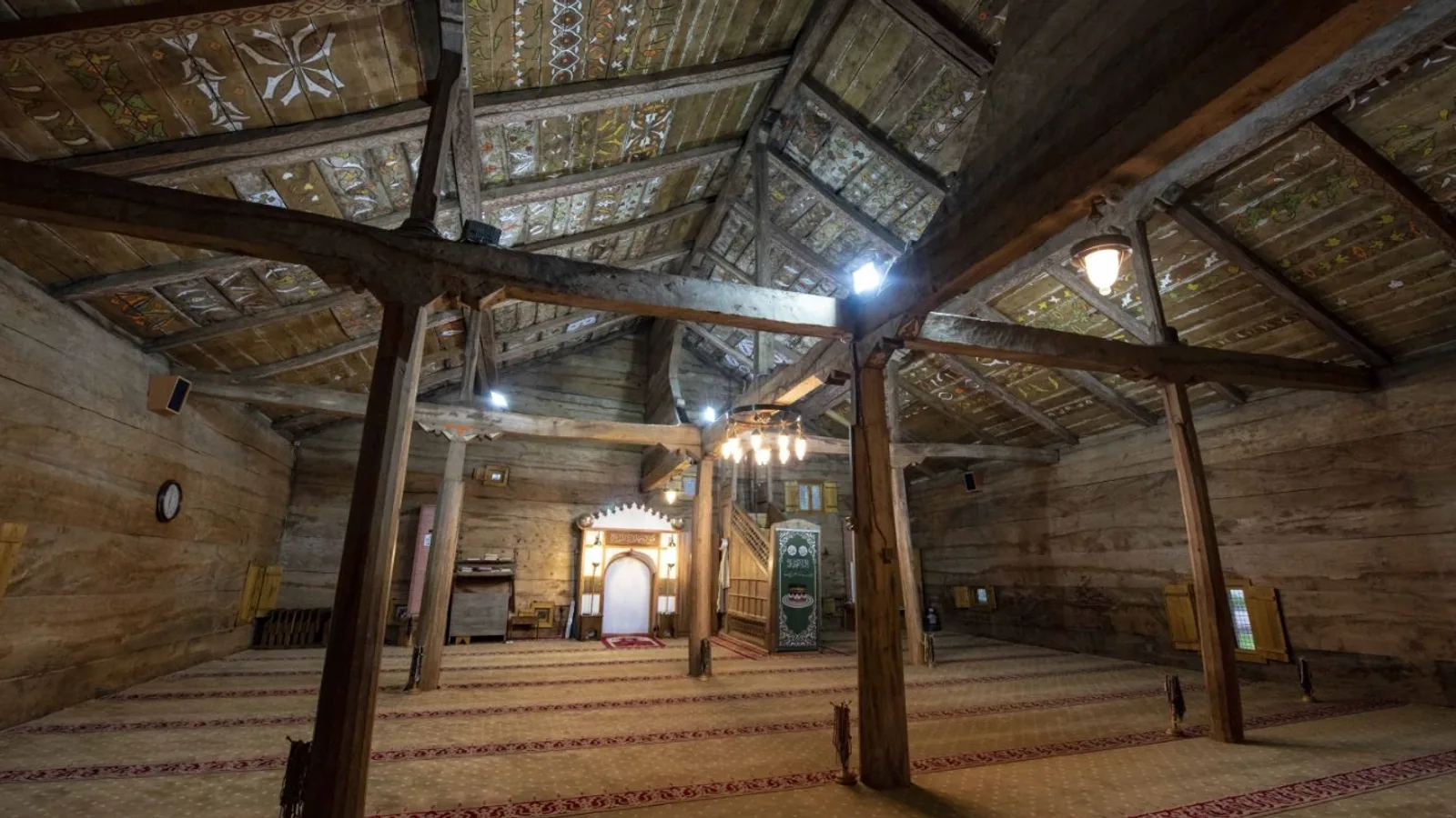 Göğceli Camii - Tarihi Ahşap Çivisiz Cami