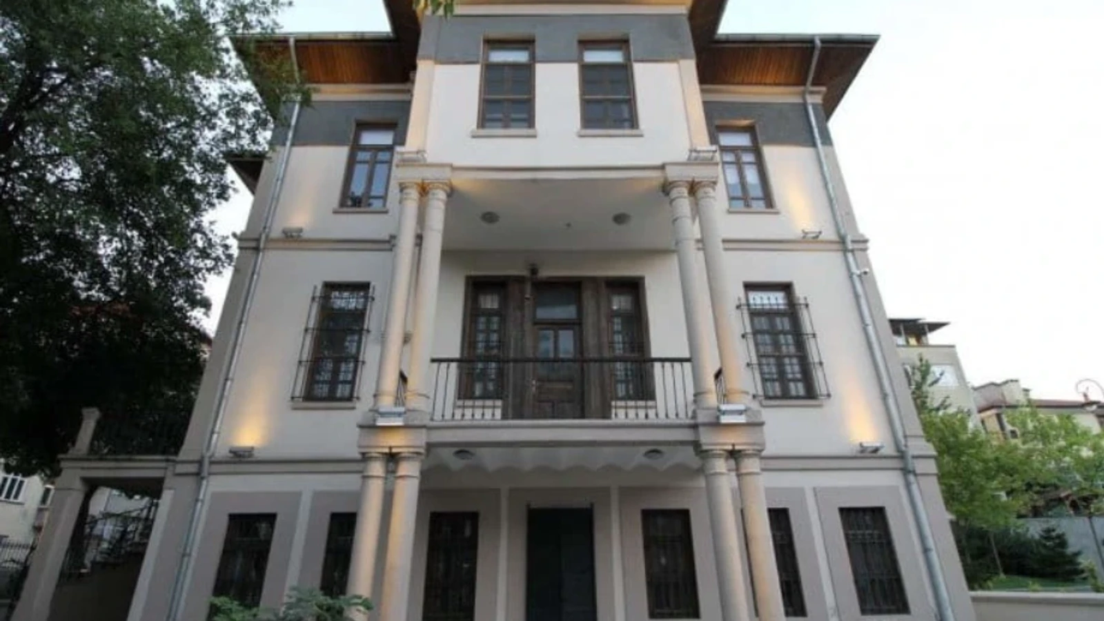 Ulugazi Konağı (Konut 8)