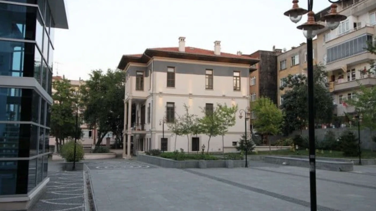 Ulugazi Konağı (Konut 8)