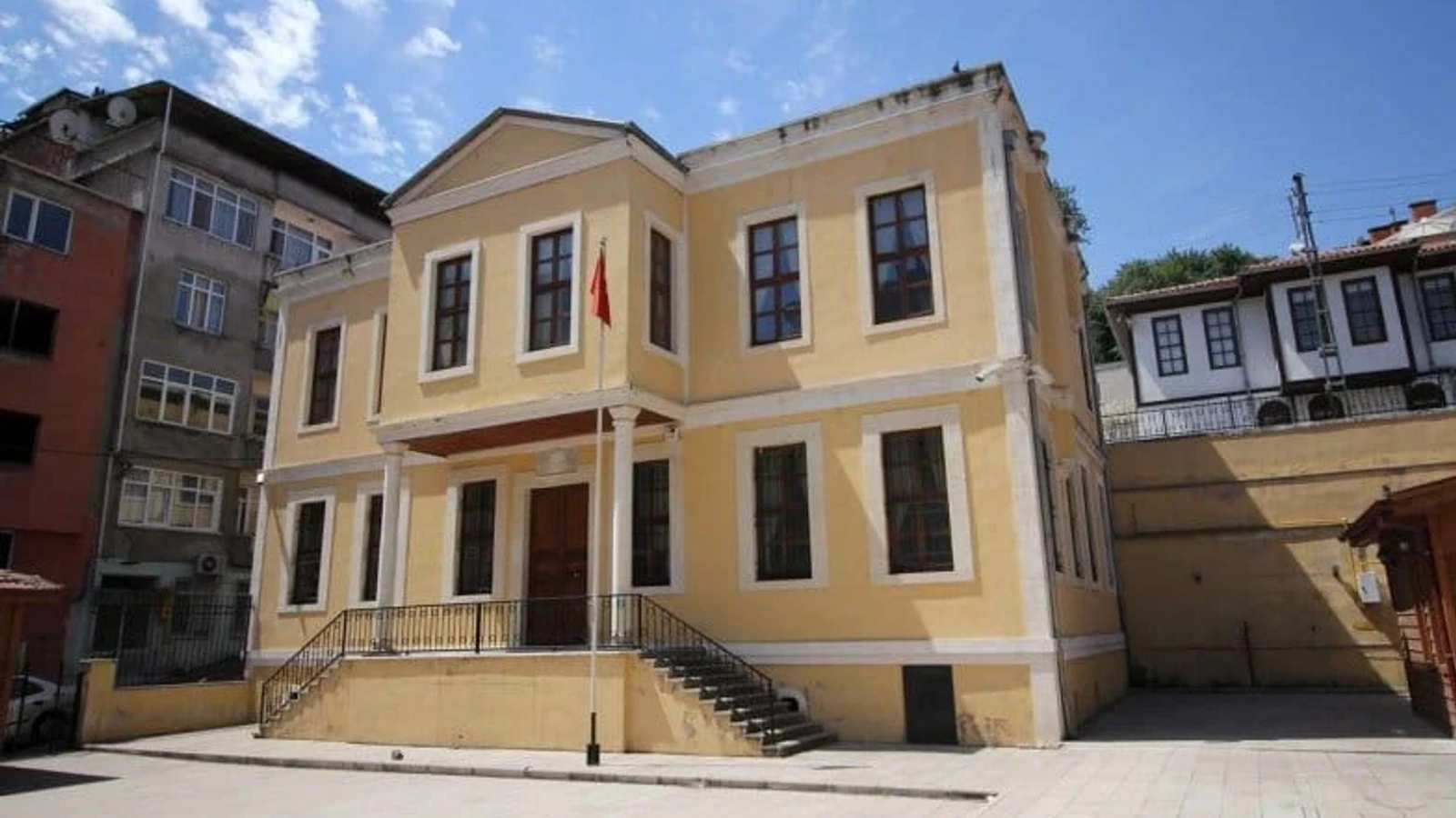Tarihi Bozkurt İlköğretim Okulu Binası