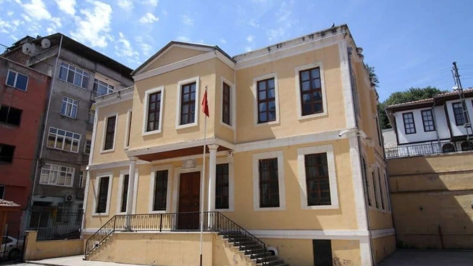 Tarihi Bozkurt İlköğretim Okulu Binası