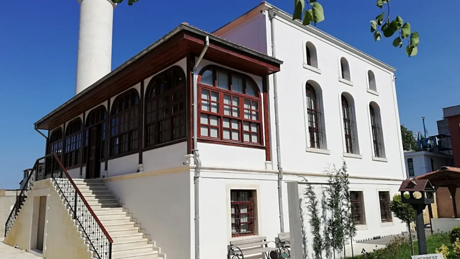 Medrese Cami
